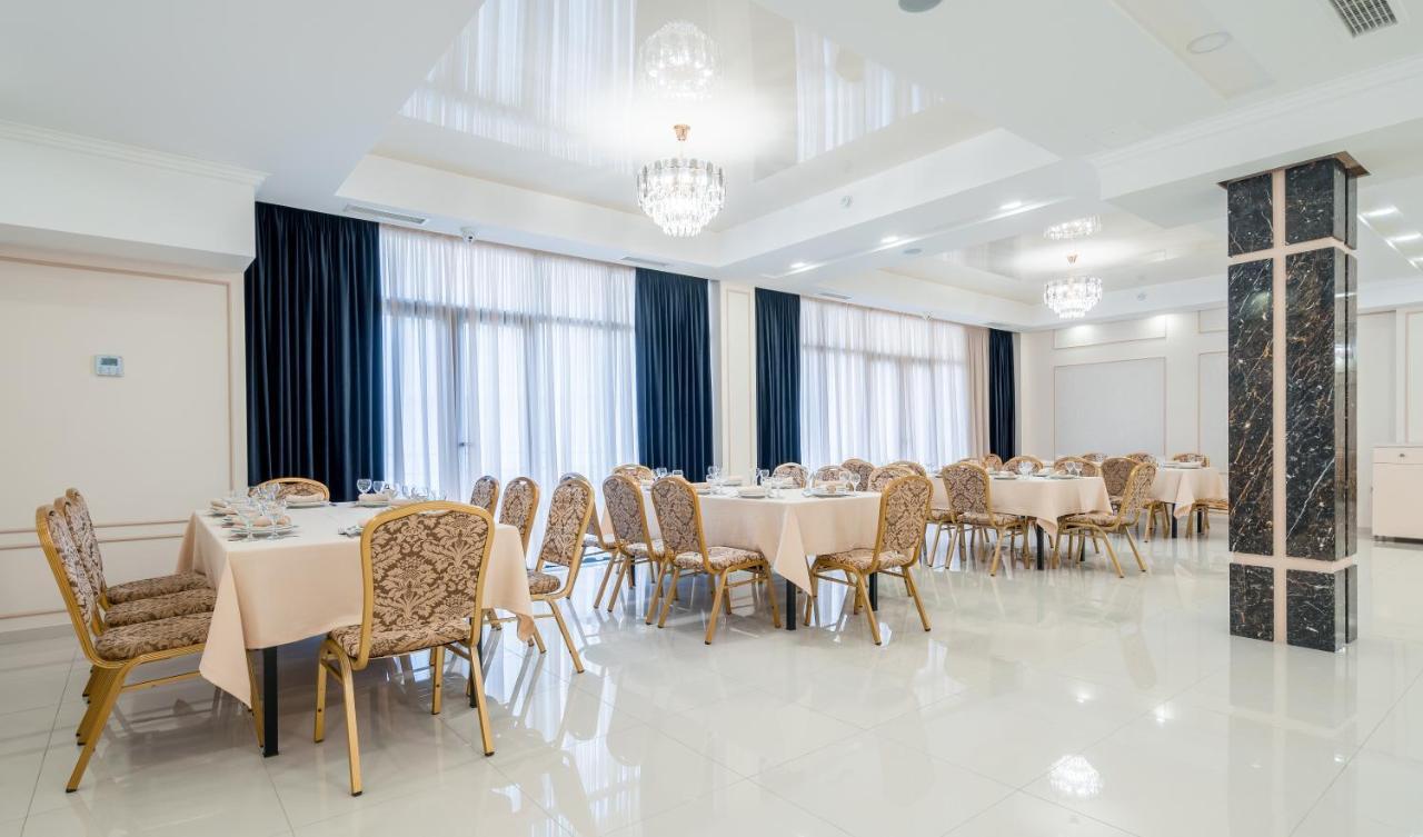 Aura Hotel Tbilisi Luaran gambar