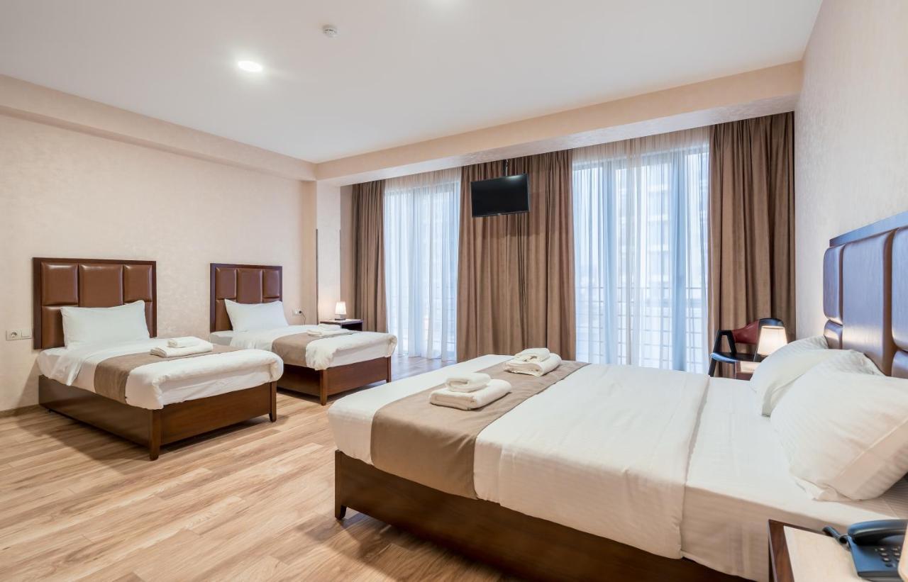 Aura Hotel Tbilisi Luaran gambar
